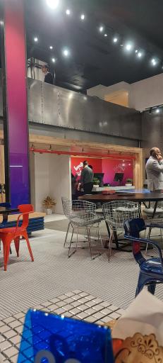 عکس فست فود اینجا