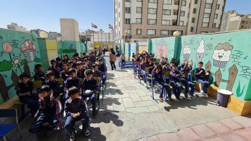 عکس دبستان پارسیان خلاق