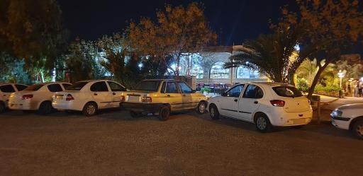 عکس رستوران ناهارخوران کشاورز