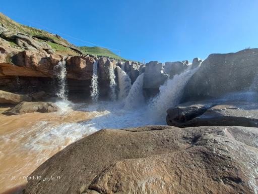 عکس آبشار آفرینه