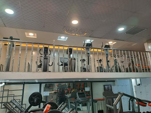 عکس باشگاه بدنسازی بانوان ماهورا
