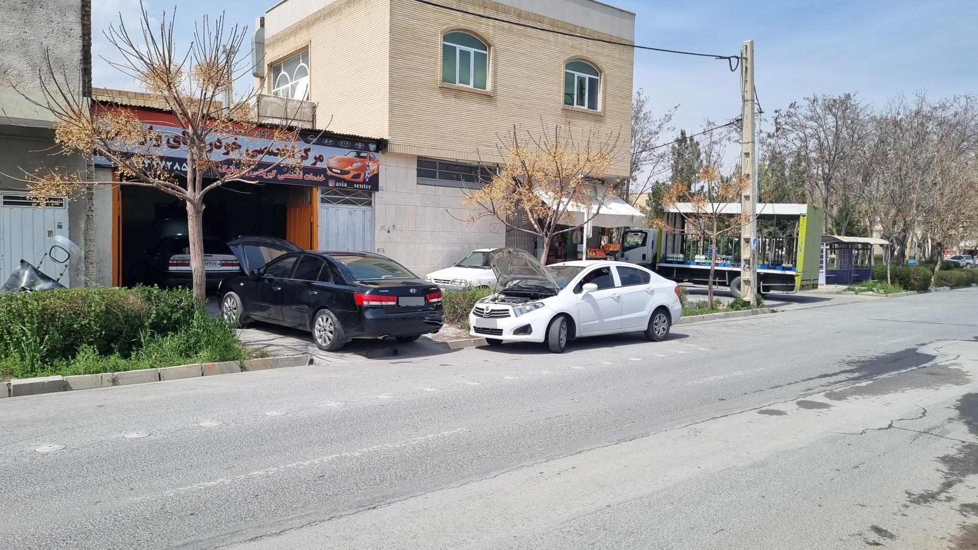 عکس تعمیرگاه آسیا سنتر