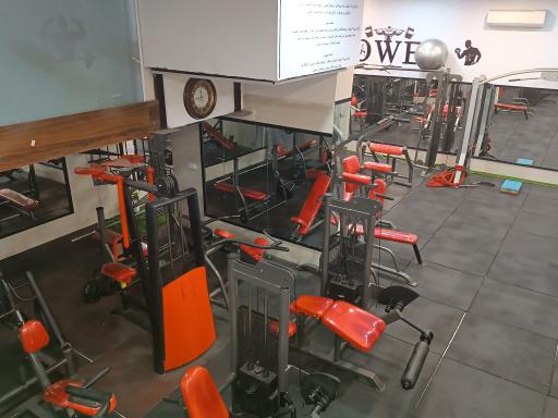 عکس باشگاه بدنسازی بانوان ماهورا