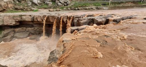 عکس آبشار آفرینه