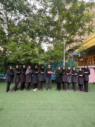 عکس پیش دبستانی و دبستان غیردولتی دخترانه نیلوفران