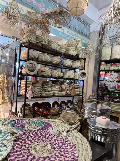 عکس بازار روز نیلوفر