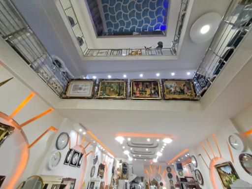 عکس بازار مبل شهر