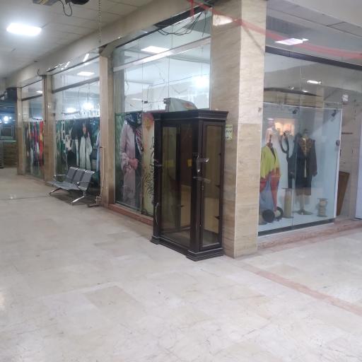 عکس بازار روز نیلوفر