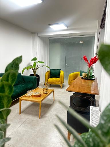 عکس ساختمان پزشکان زنبق