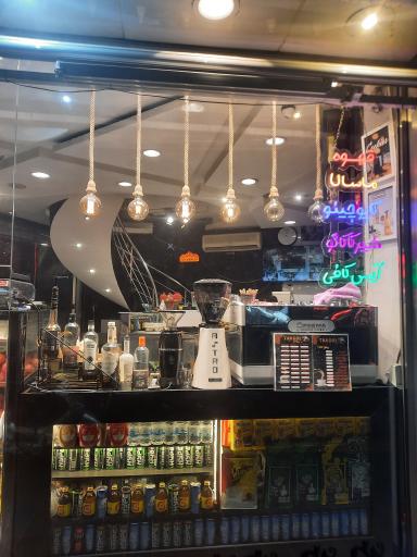 عکس آبمیوه تک گل