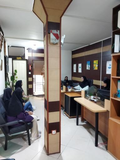 عکس مرکز تخصصی بیمه کار آفرین نمایندگی 2377