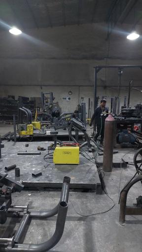 عکس تولید کننده دستگاه تخصصی بدنسازی هیراتیک اسپرت