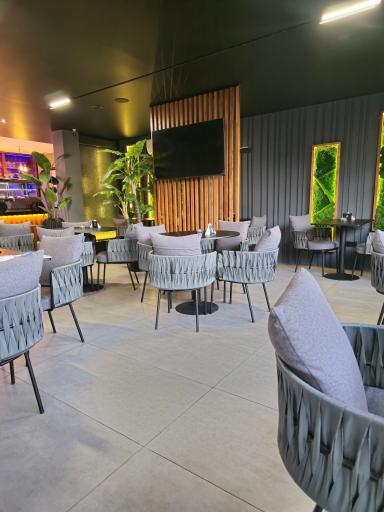 عکس کافه لوکا