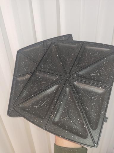 عکس کارگاه بازسازی ظروف نچسب