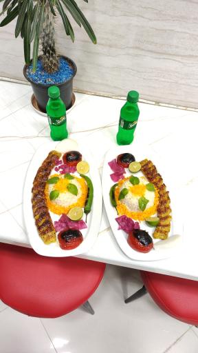 عکس رستوران بگیر و ببر تک 