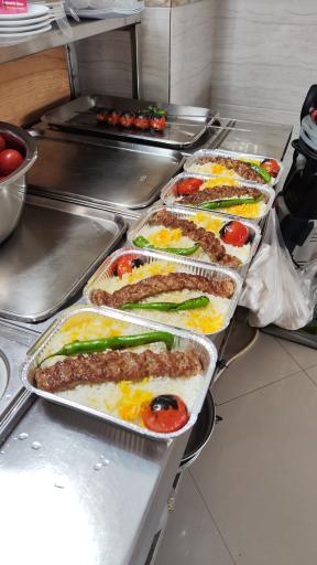 عکس رستوران بگیر و ببر تک 