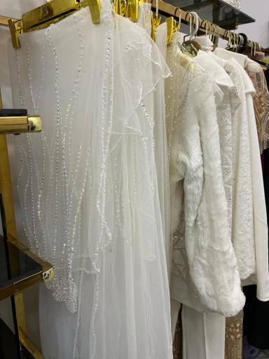 عکس آموزشگاه خیاطی و مزون عروس الگو