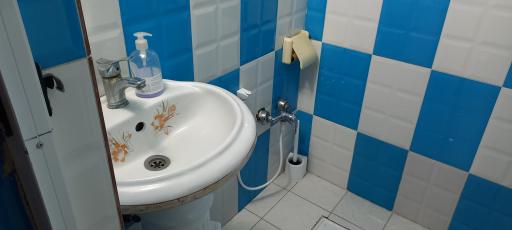 عکس اقامتگاه دانشگر (اتاقک)