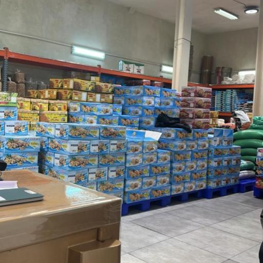 عکس آجیل و خشکبار و حبوبات الماس سبز