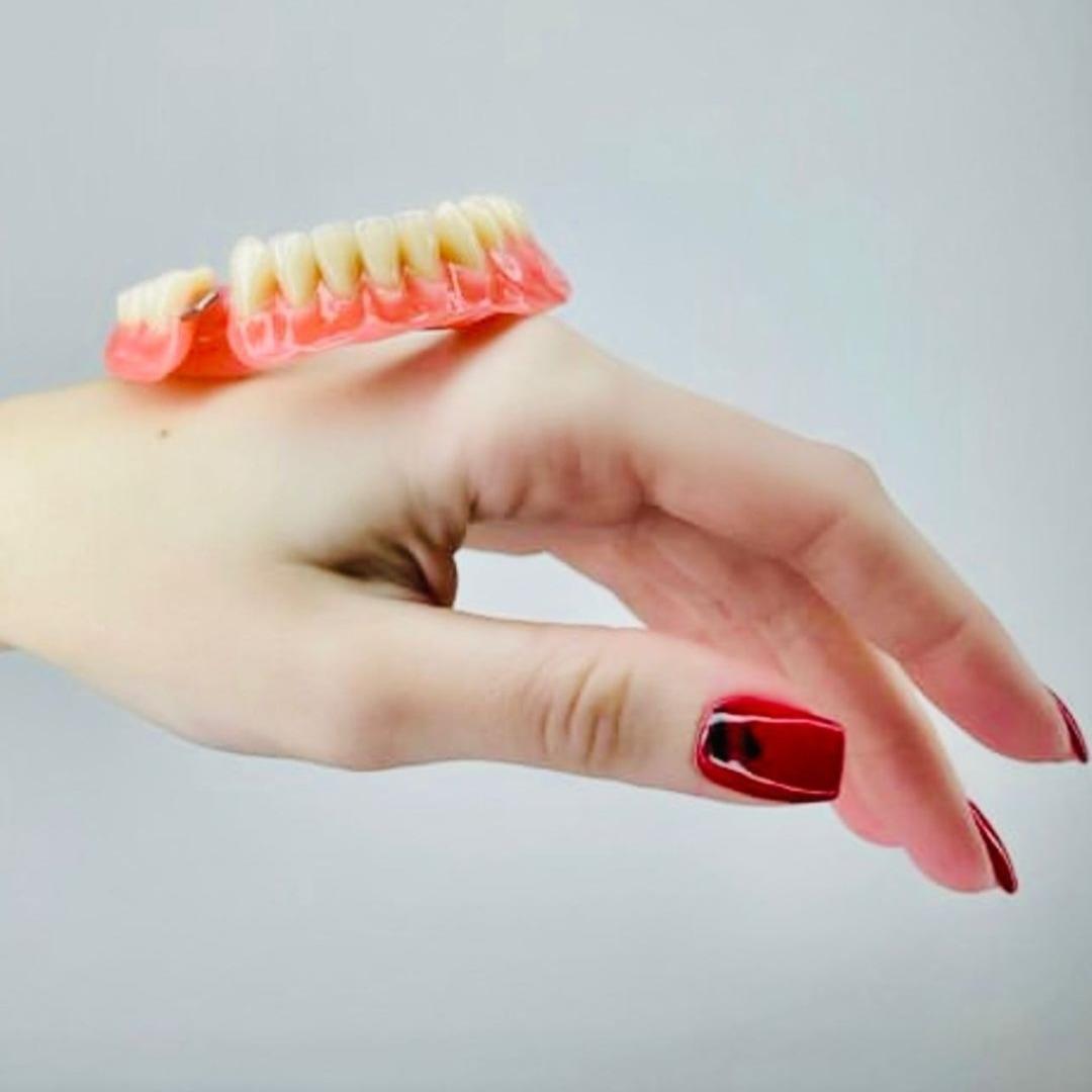 عکس دندانسازی رضاکیانی 