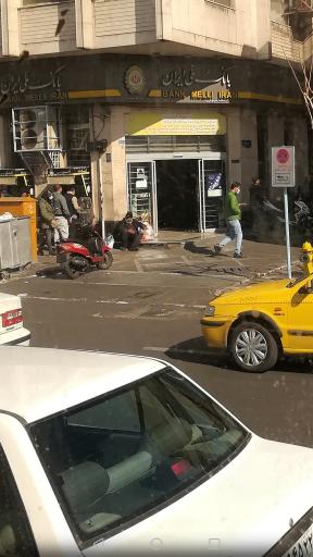 عکس بانک ملی شعبه منوچهری