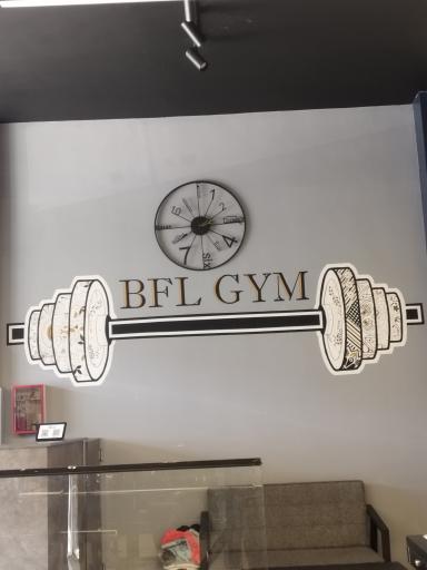 عکس باشگاه بدنسازی بدن برای زندگی