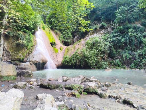 عکس آبشار لوه
