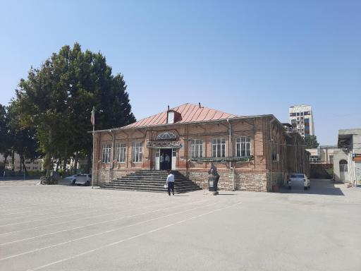 عکس دبیرستان پسرانه چمران