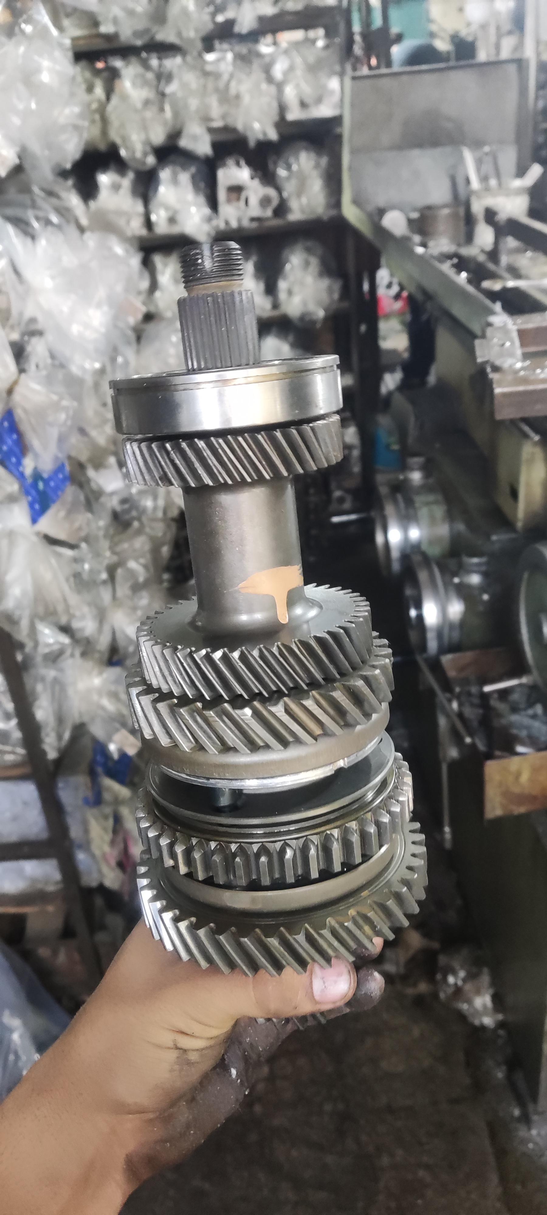 عکس تراشکاری ایران صنعت شعبه ۱