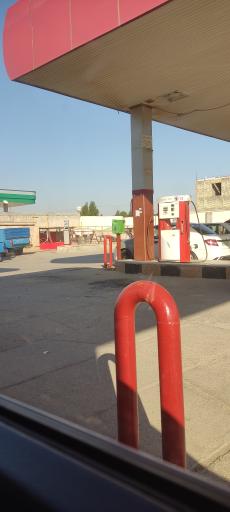 عکس پمپ بنزین زردشت