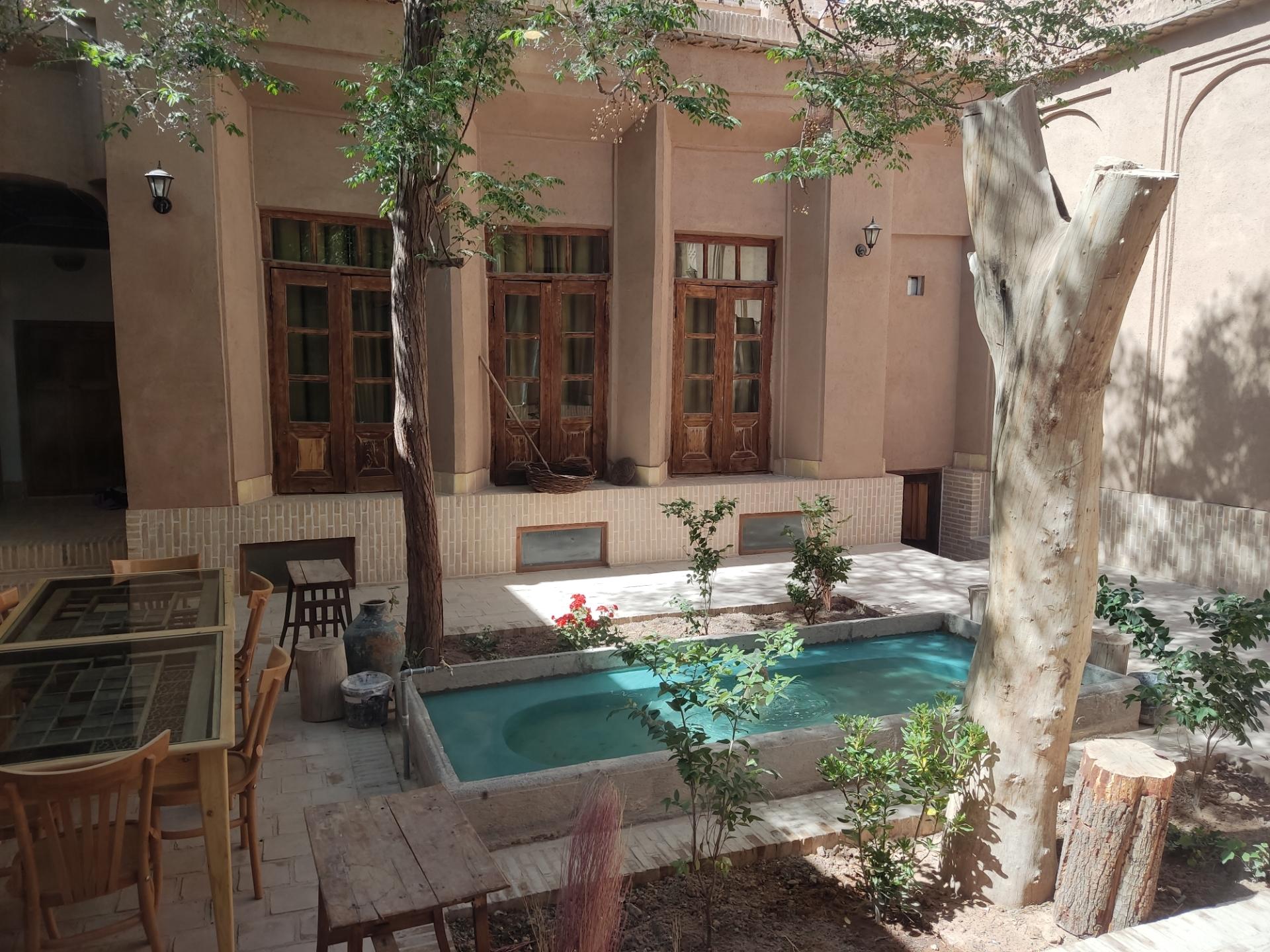 عکس اقامتگاه بوم گردی کلبه جنگلی