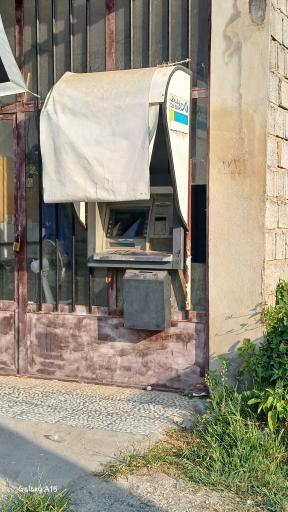 عکس خودپرداز بانک دی