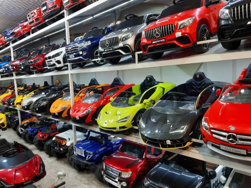 عکس فروشگاه ماشین و موتور شارژی میعاد