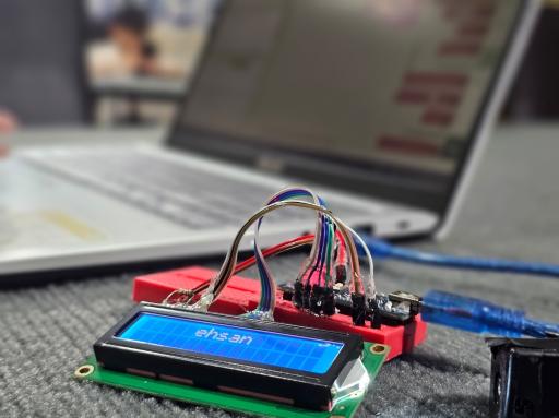 عکس باشگاه ورزش های الکترونیک و رباتیک مبتکران آینده