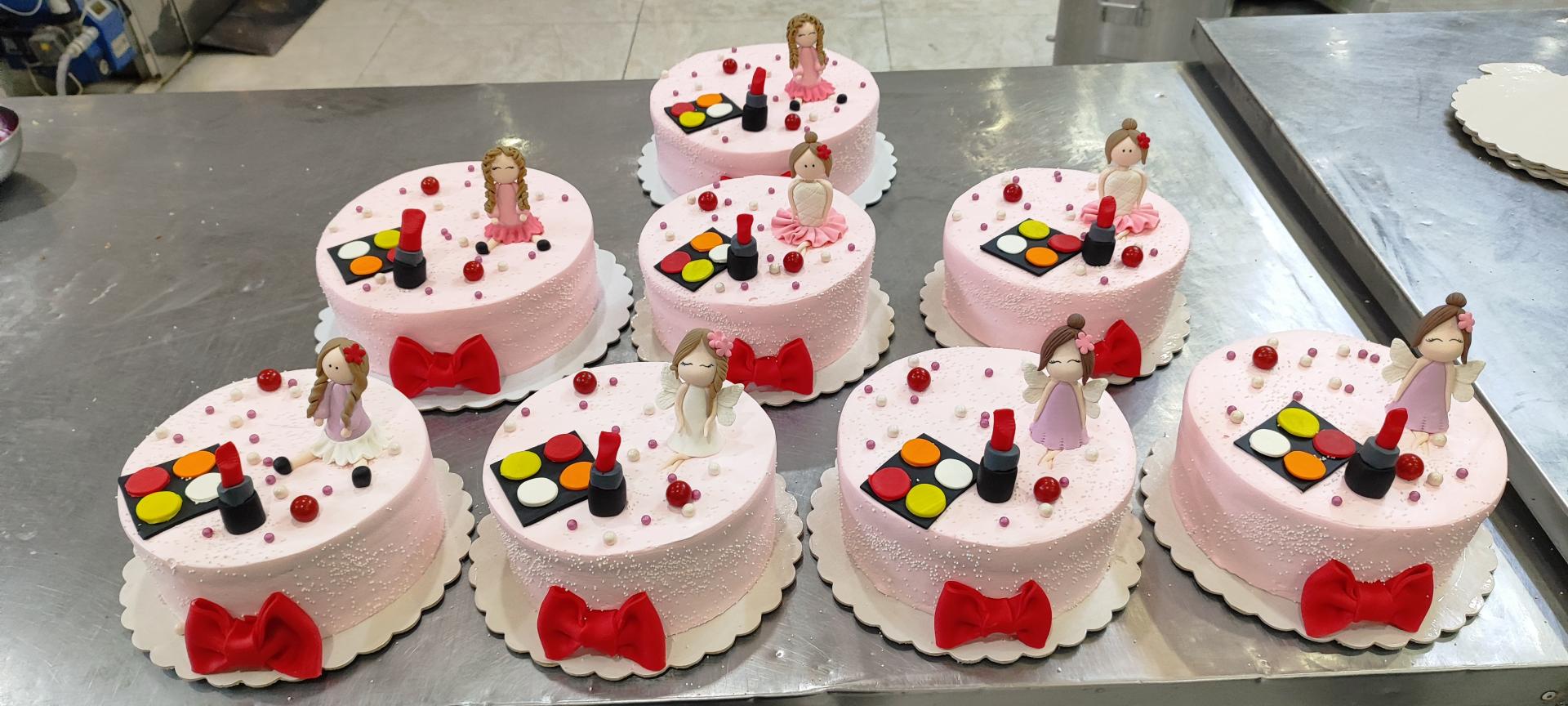 عکس قنادی کارامل 