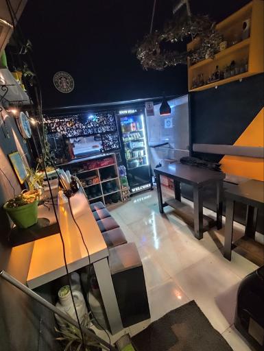 عکس کافه صبحانه اشک