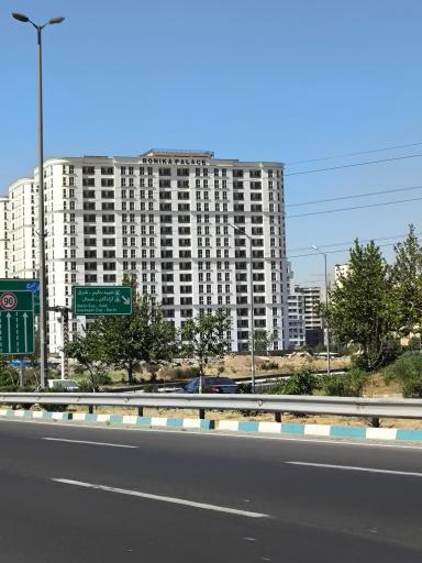 عکس رونیکا پالاس کوهک(در حال ساخت)