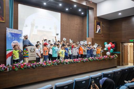 عکس دبستان غیردولتی سعادت