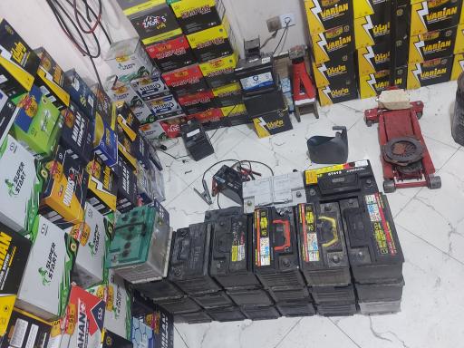 عکس باطری شهاب باطریسازی و تنظیم موتور
