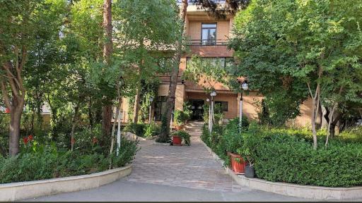 عکس دبیرستان غیرانتفاعی پسرانه هدایت