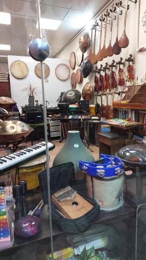 عکس گالری موسیقی سارنگ 