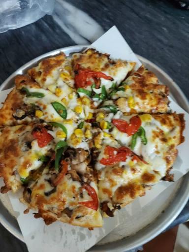 عکس پیتزا ساندویچ ایرانیان