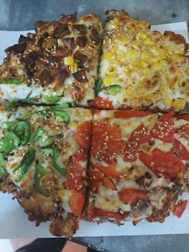 عکس پیتزا ساندویچ ایرانیان