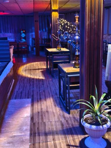 عکس کافه رستوران فانوس