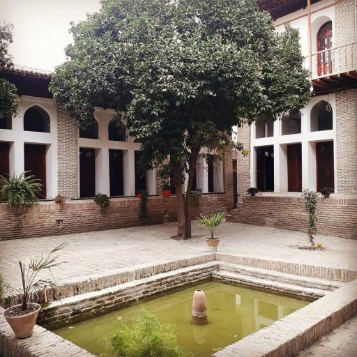 عکس سرای باقری‌ها