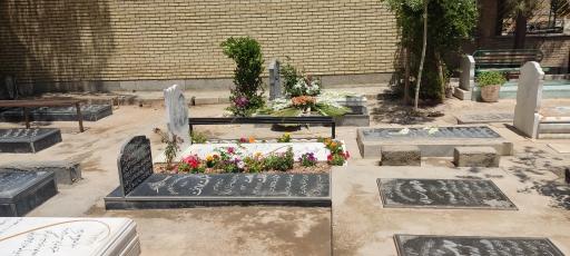 عکس قبرستان