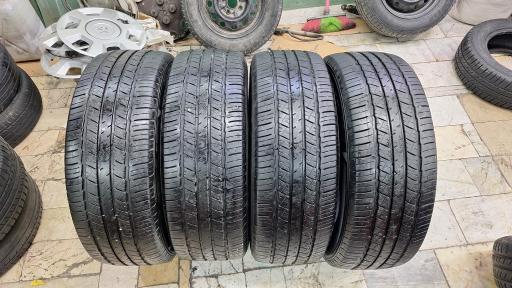 عکس لاستیک فروشی کفش اتومبیل