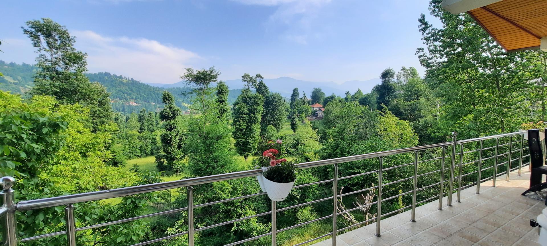 عکس اقامتگاه جنگلی آپادانا 