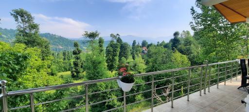 عکس اقامتگاه جنگلی آپادانا 