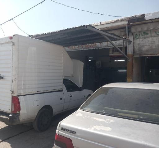 عکس تعمیرگاه مکانیکی فرهاد